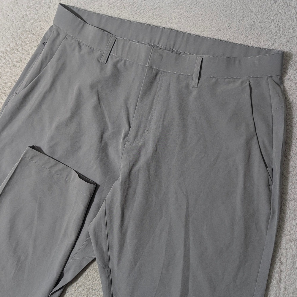 Fabletics Only Pant Mens 36/30 Gray Stretch Performance Chino